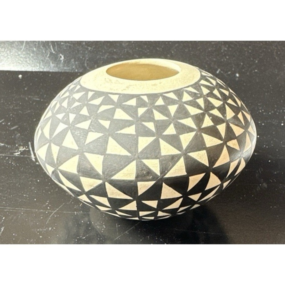 Teresa Jaquez Seed Jar 4" Hand Coiled and Painted